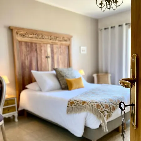 Reveries En Perigord D'hotes De Charme Bed and Breakfast