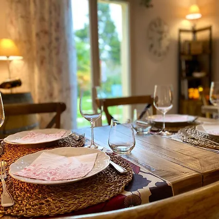 Reveries En Perigord D'hotes De Charme Bed and Breakfast 3*